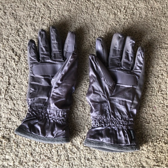 Isotoner Womens' Lined Touchscreen Gloves - Picture 2 of 9